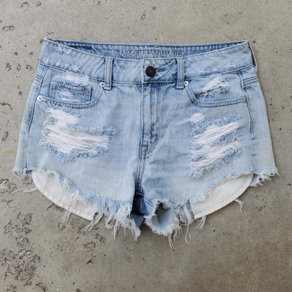 American Eagle high waisted festival shorts